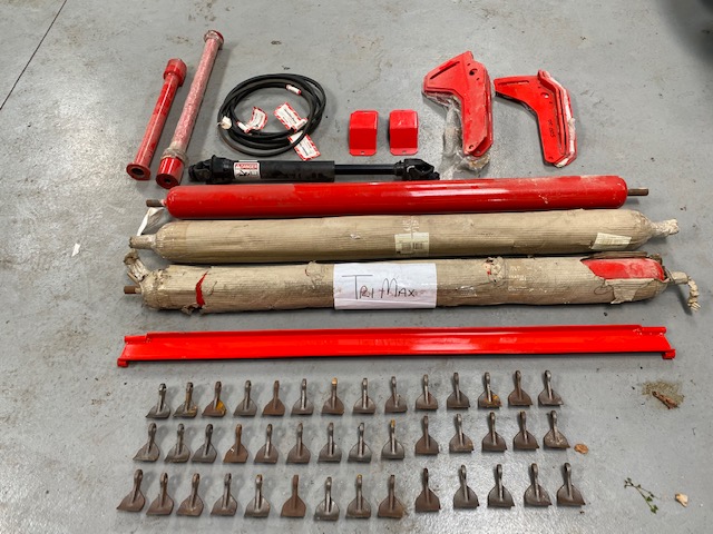 Trimax mower parts / rollors bearings pto shaft bottom blades
