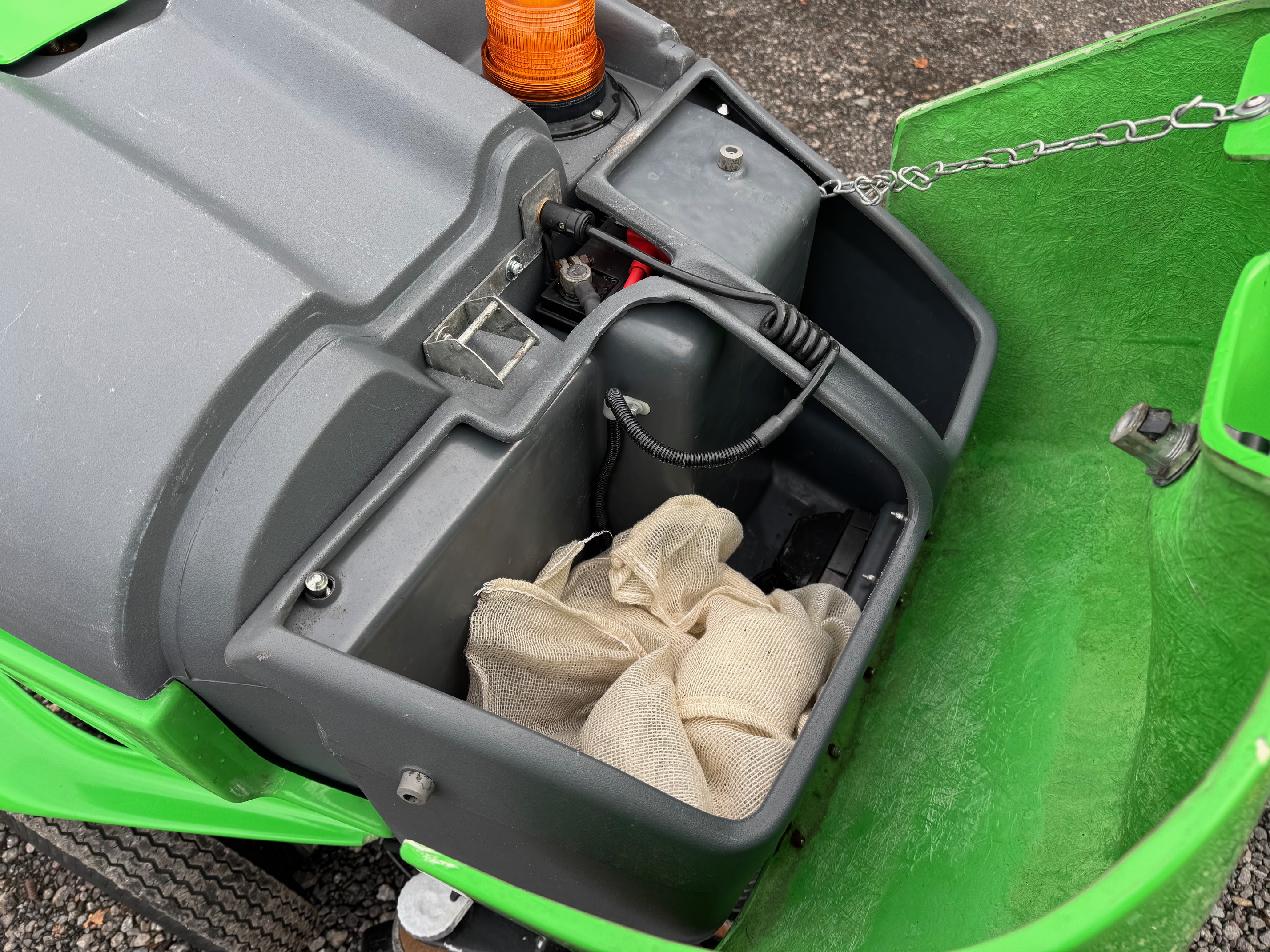 Tennant Green Machine 414S2D Road Sweeper / 2021 Model