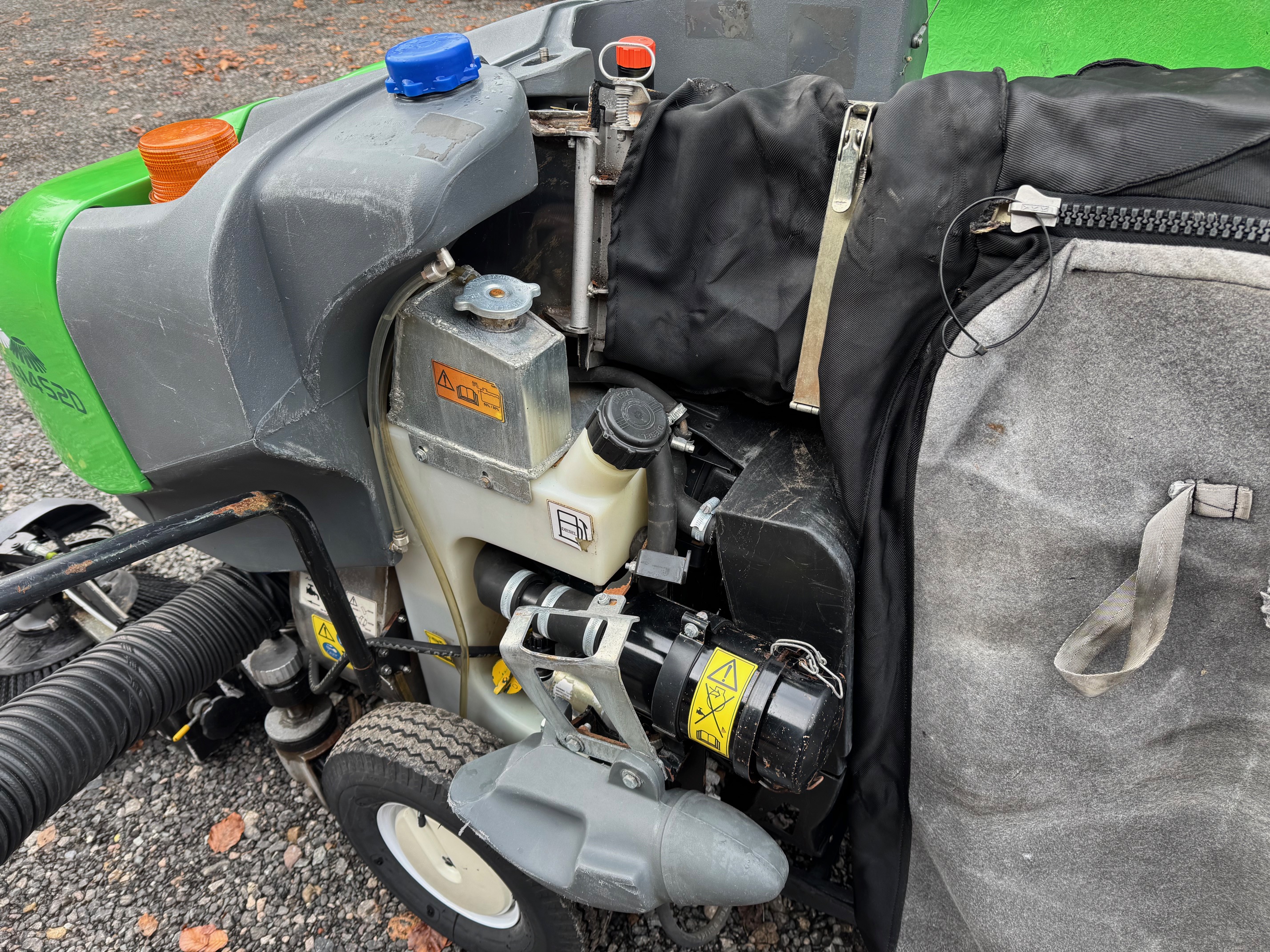 Tennant Green Machine 414S2D Road Sweeper / 2021 Model