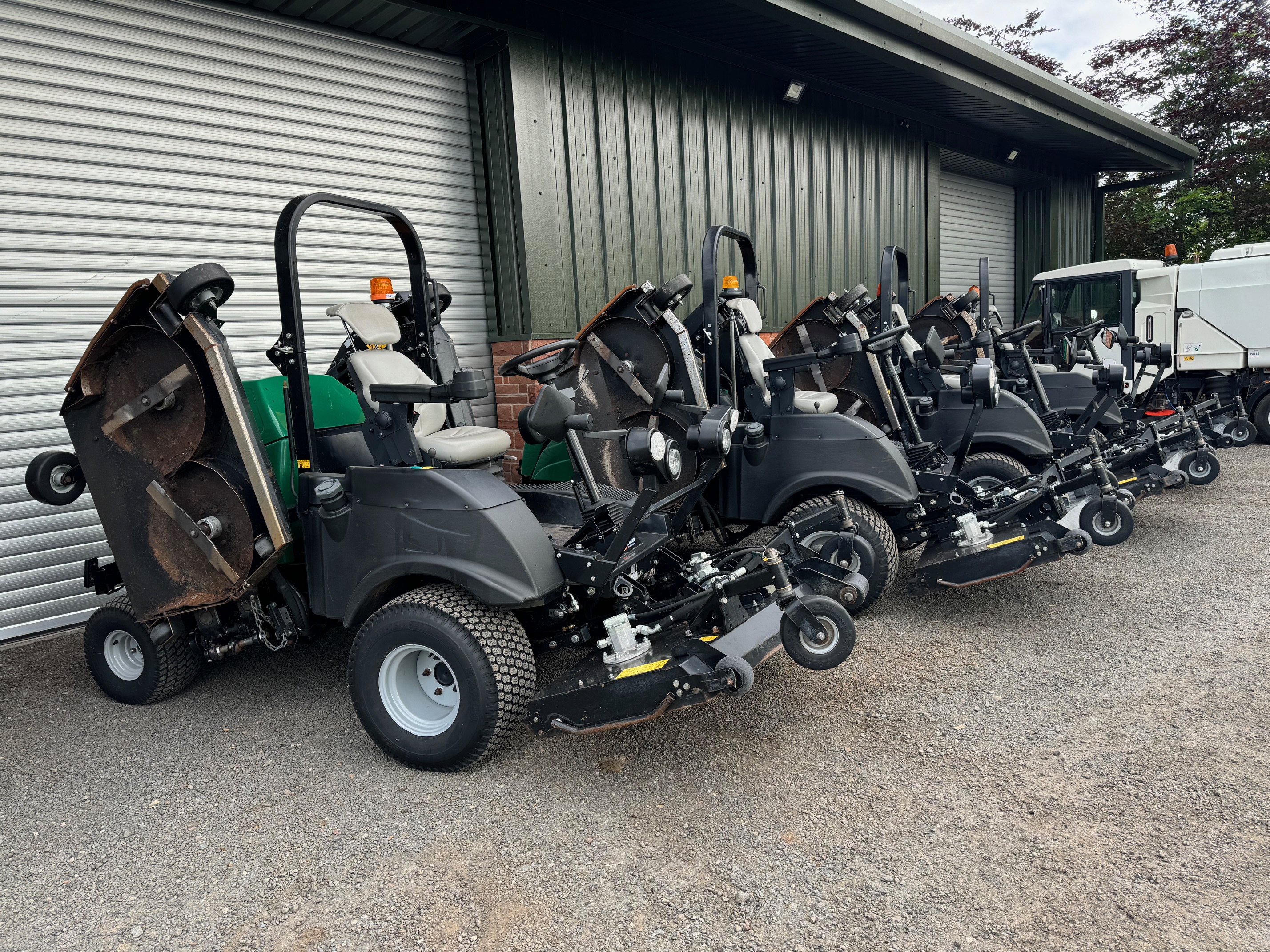 Ransomes MP493 Batwing mower / Choice of 4