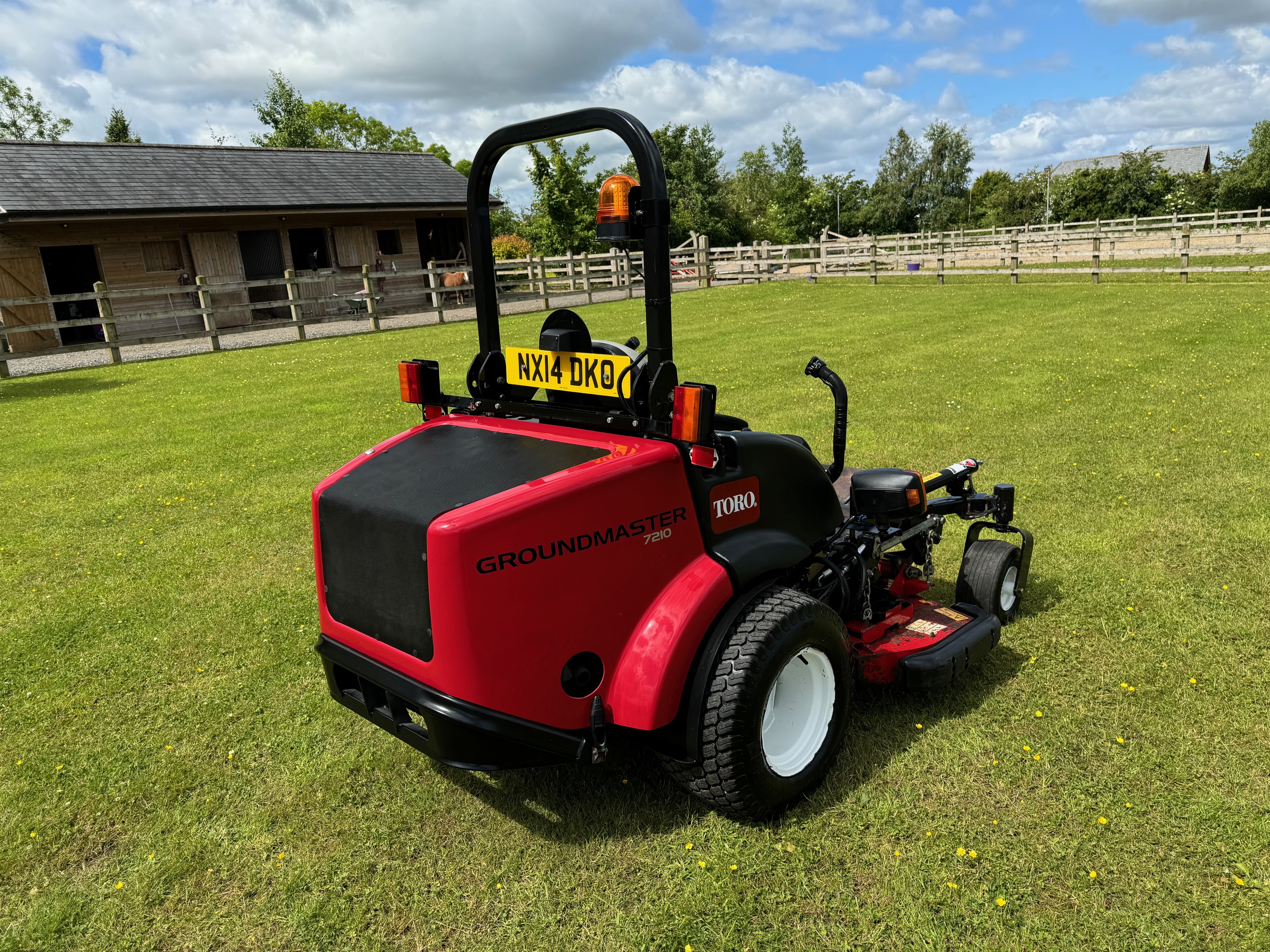 Toro groundmaster 7210 zero turn mower / Kubota engine