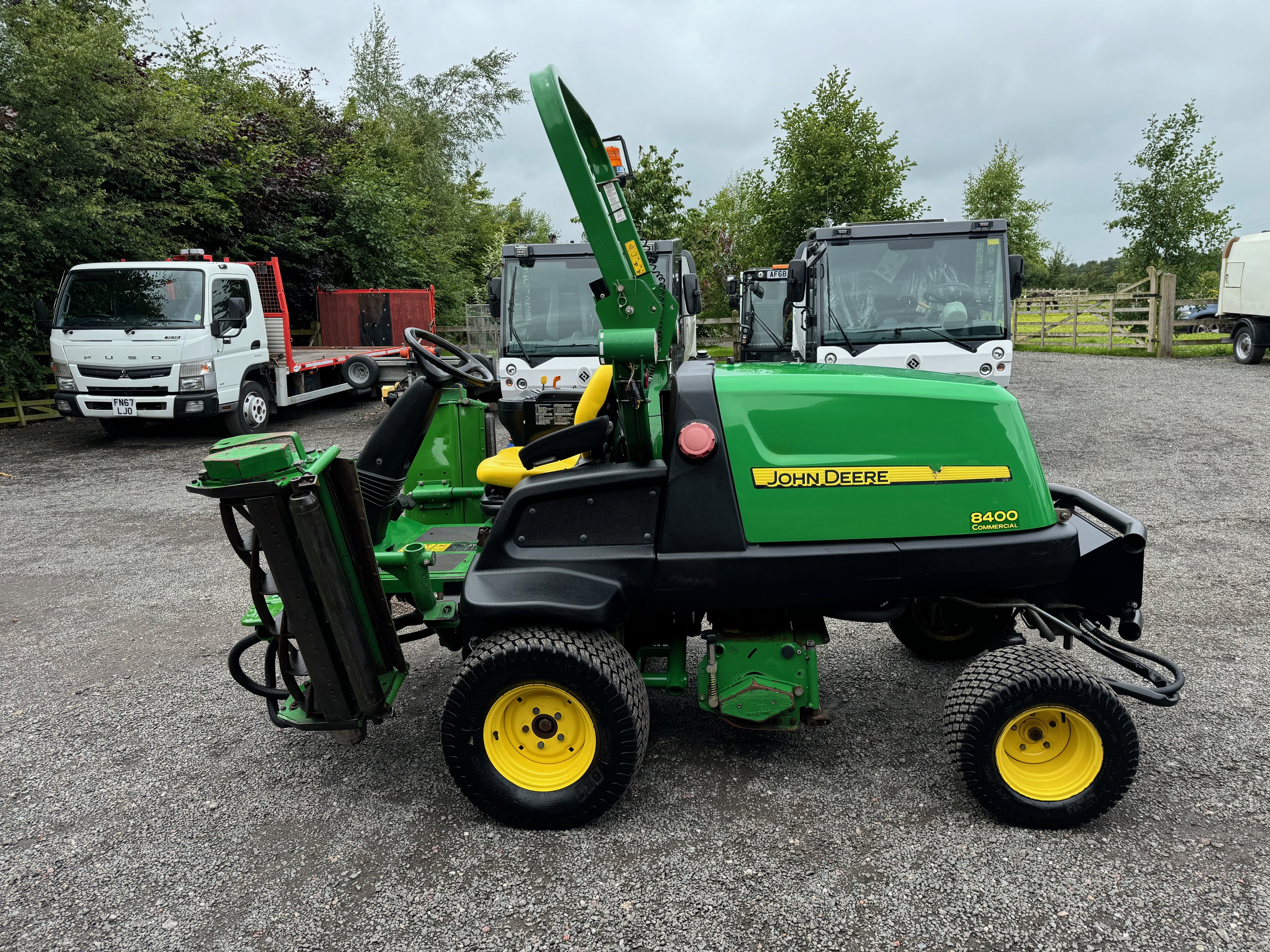 John Deere 8400 Commercial Mower