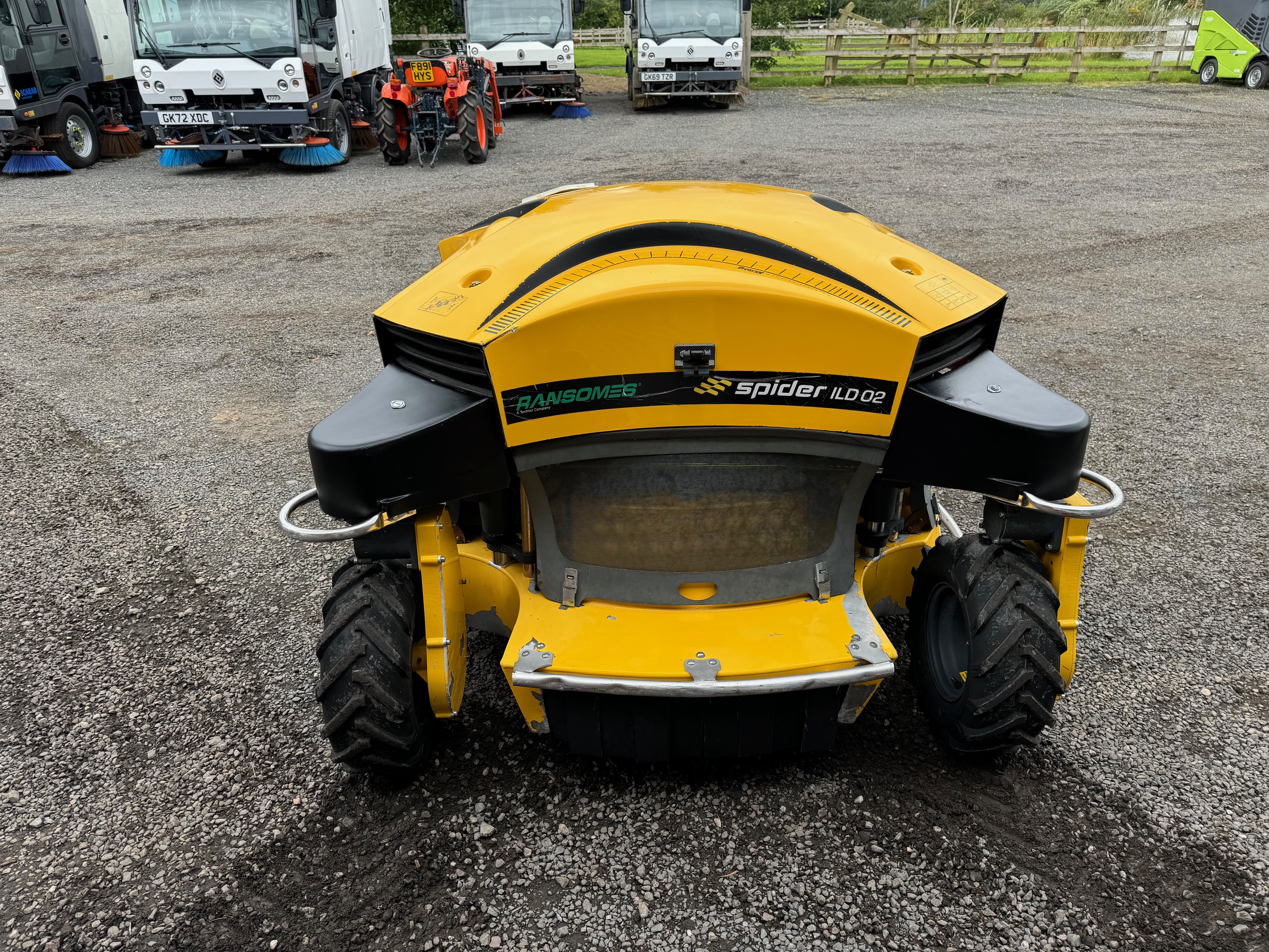 Ransomes spider ild02 remote control bank mower 