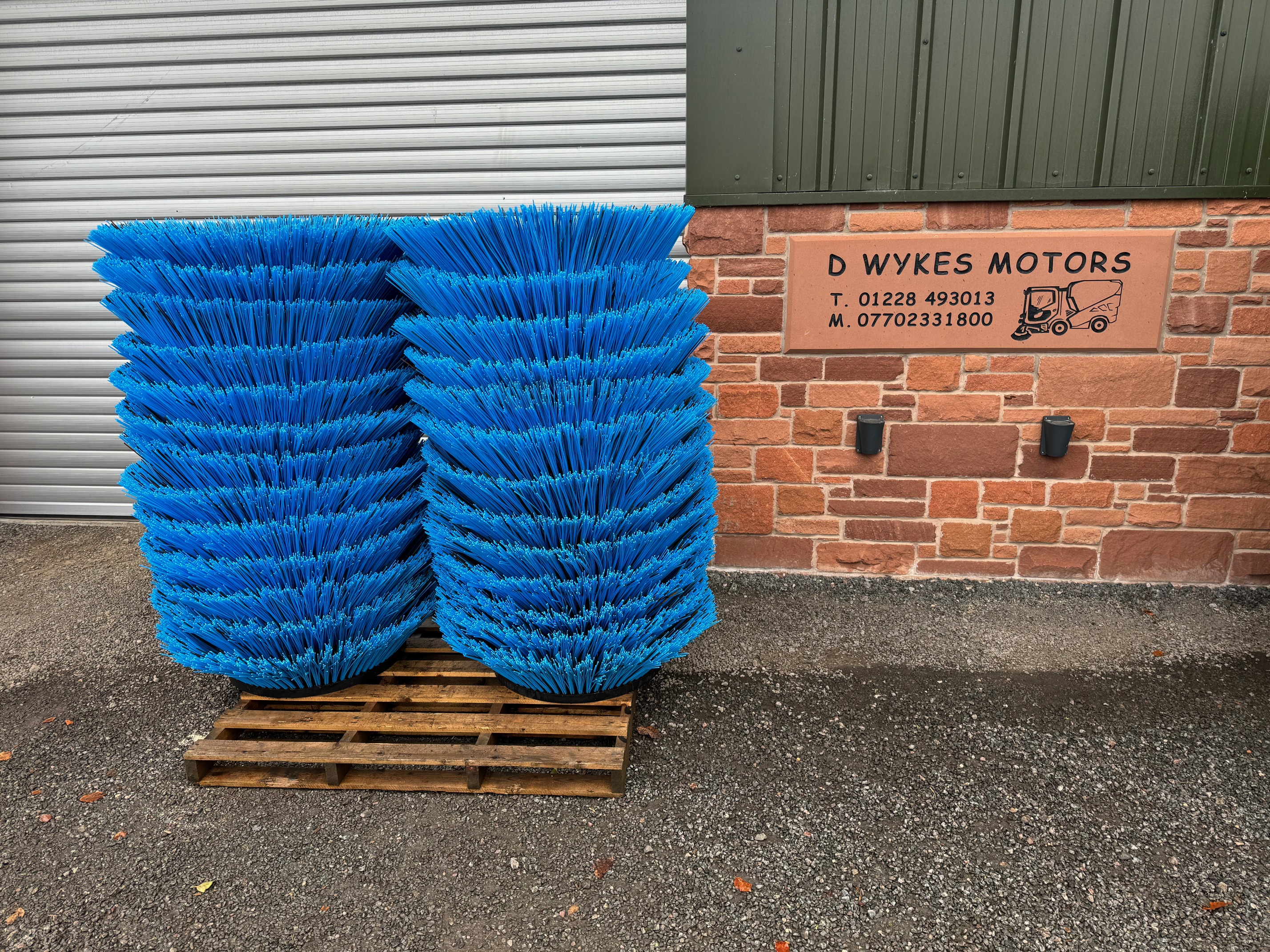 Mathieu azura MC200 / 210 New sweeping brushes