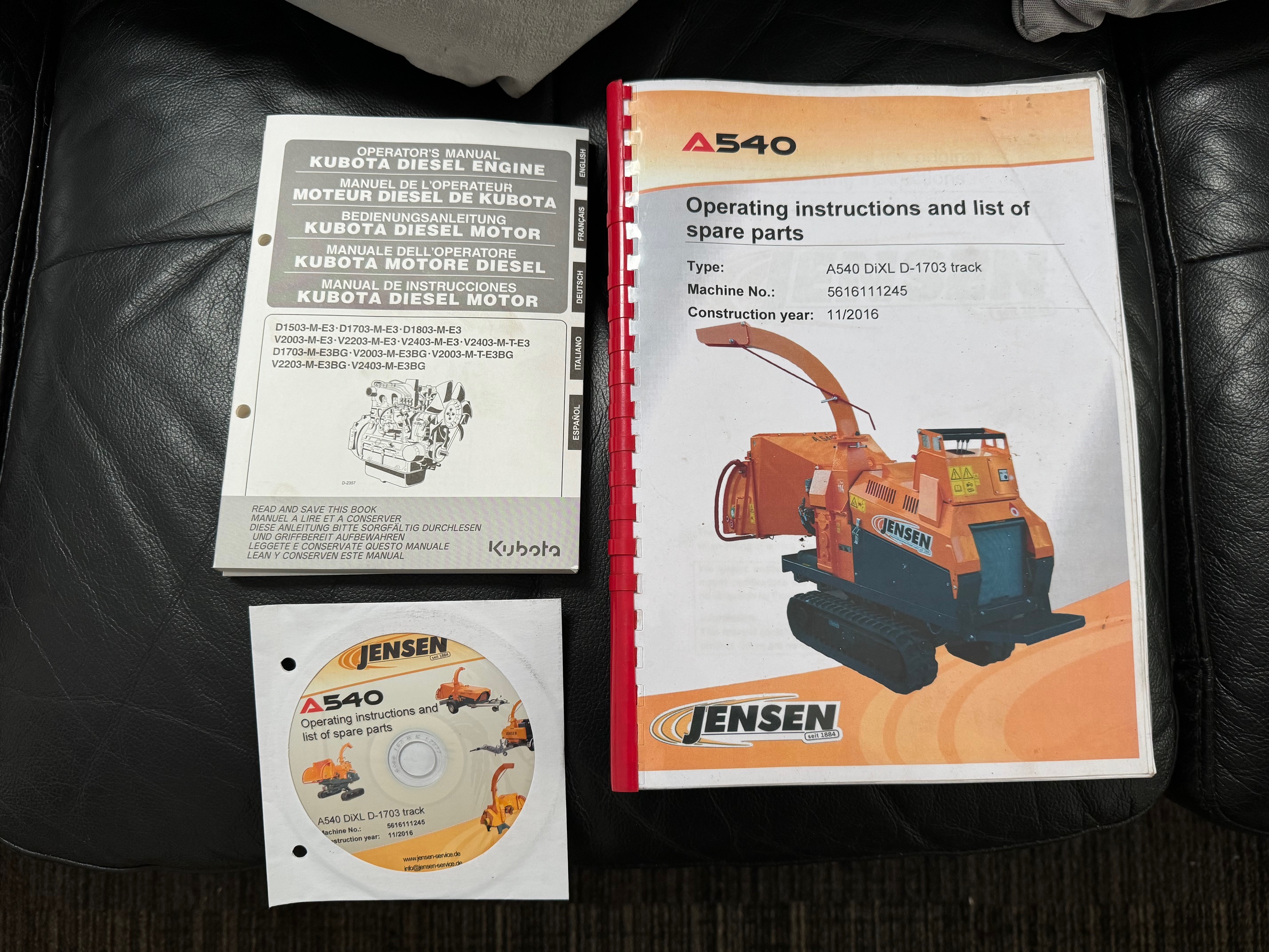 Jensen A540 tracked wood chipper / Genuine 395 hours use 