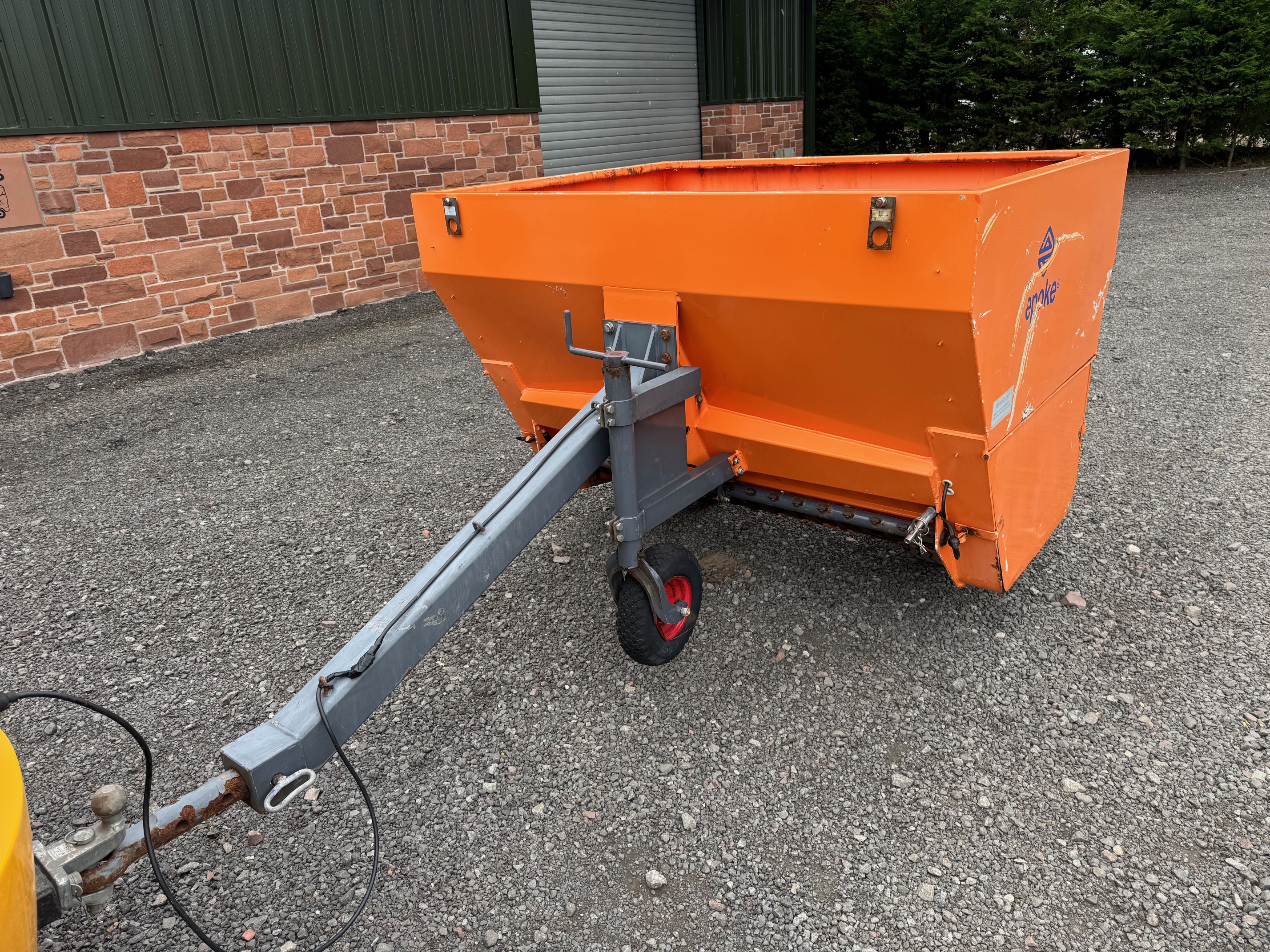 Epoke SKE 15 Gritter Trailer / Salt Spreader