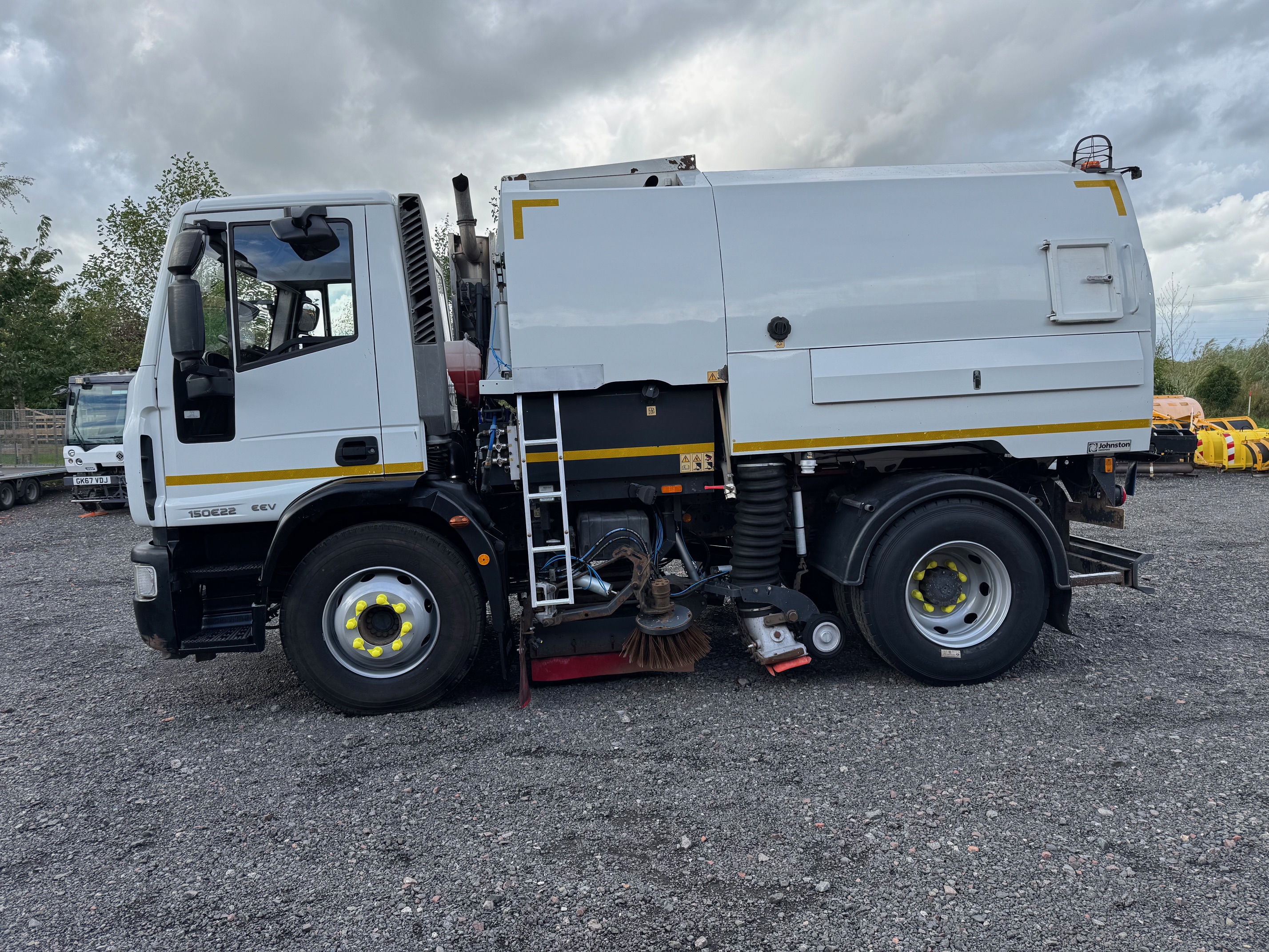 Iveco Johnston VT650 Road Sweeper / Bucher