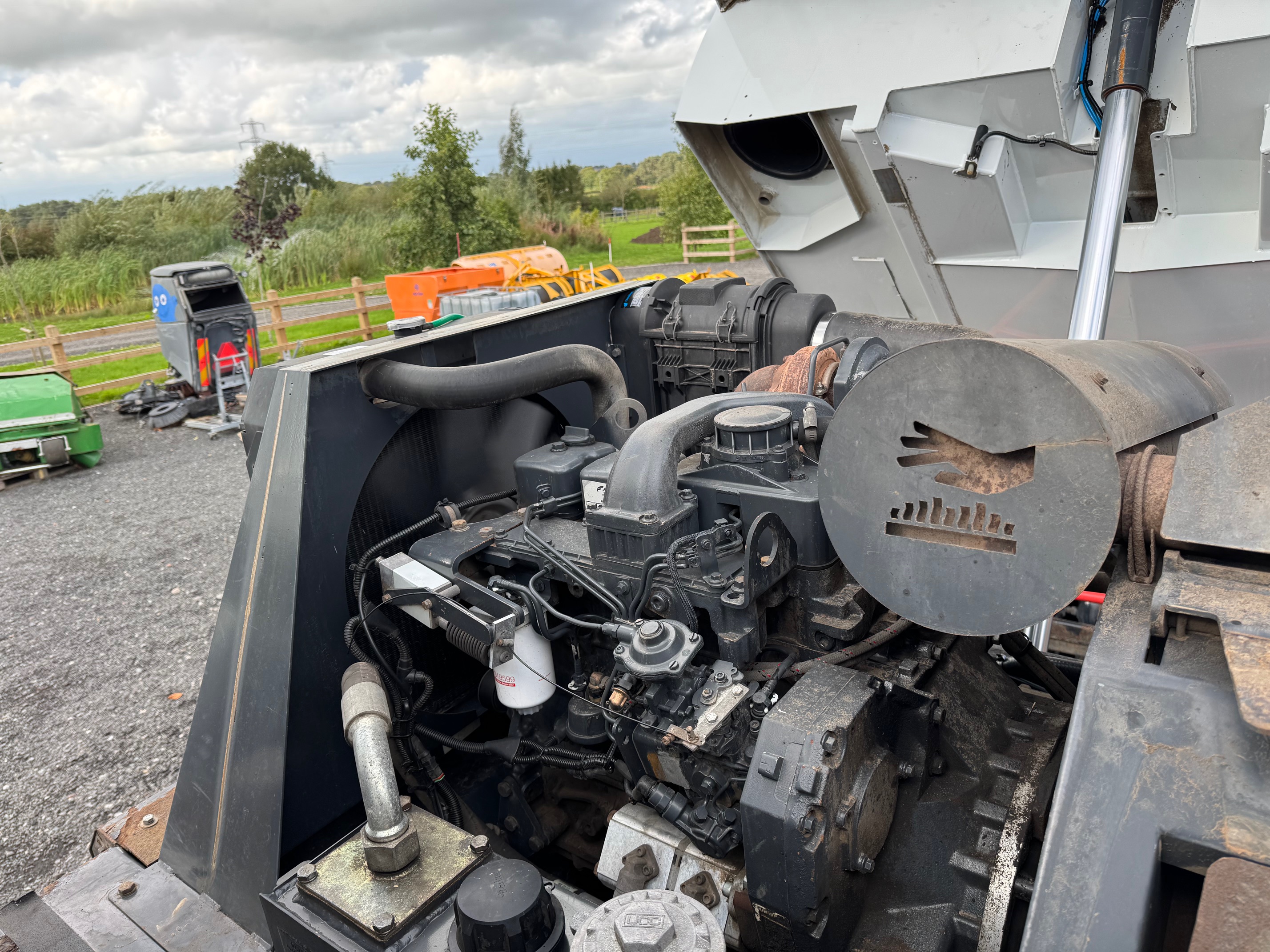 Iveco Johnston VT650 Road Sweeper / Bucher